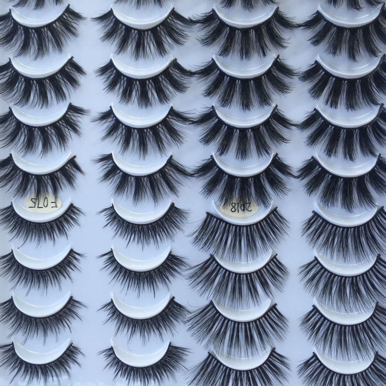 20 Pairs Of false three dimensional eyelashes